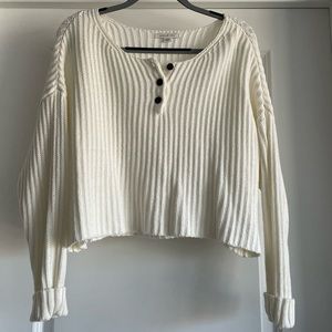 American Eagle Cream Sweater, Size S